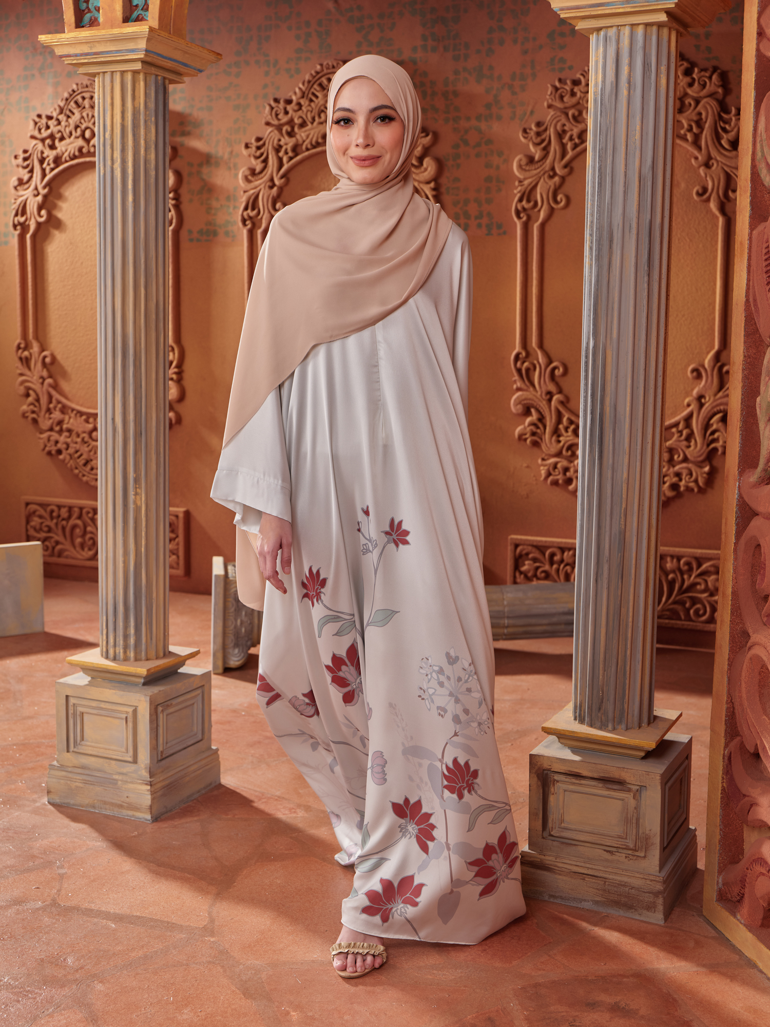 Amber Kaftan in Silver