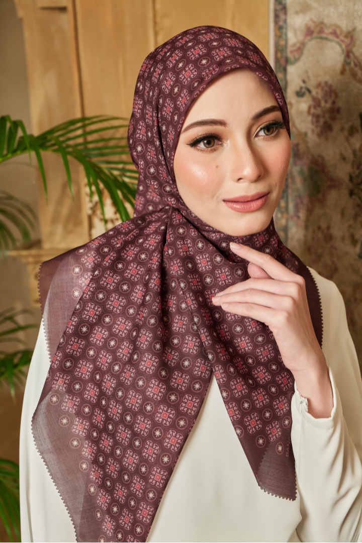 Maharani Square in Burn Maroon