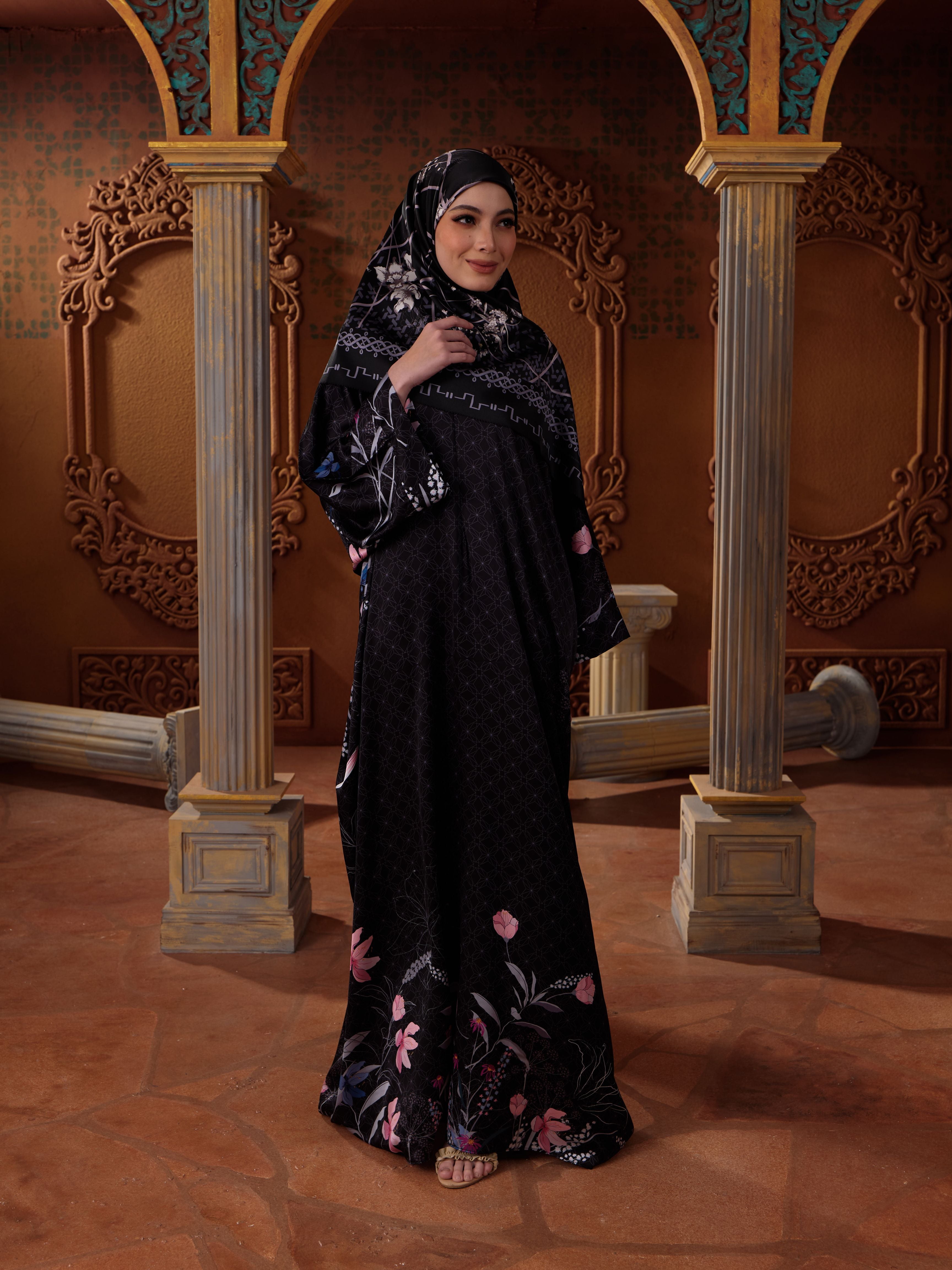 Amber Kaftan in Black