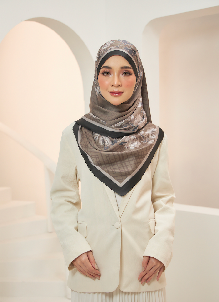 Claudia Shawl in Sandy Brown