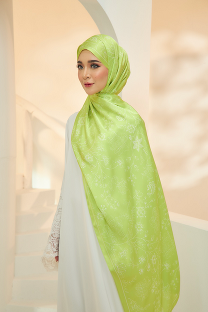 Zizi x Bangsawan : Truffle Shawl in Neon