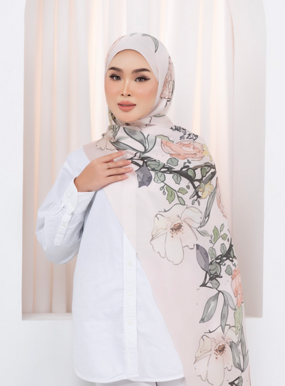 Blooming Shawl in Nude